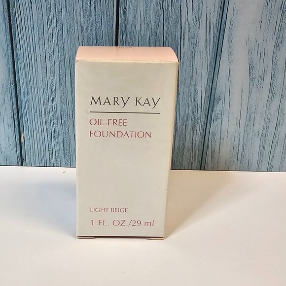 Mary Kay - Oil-Free Foundation Light Beige #3858 -‎ NIB Old Stock - Picture 5 of 7